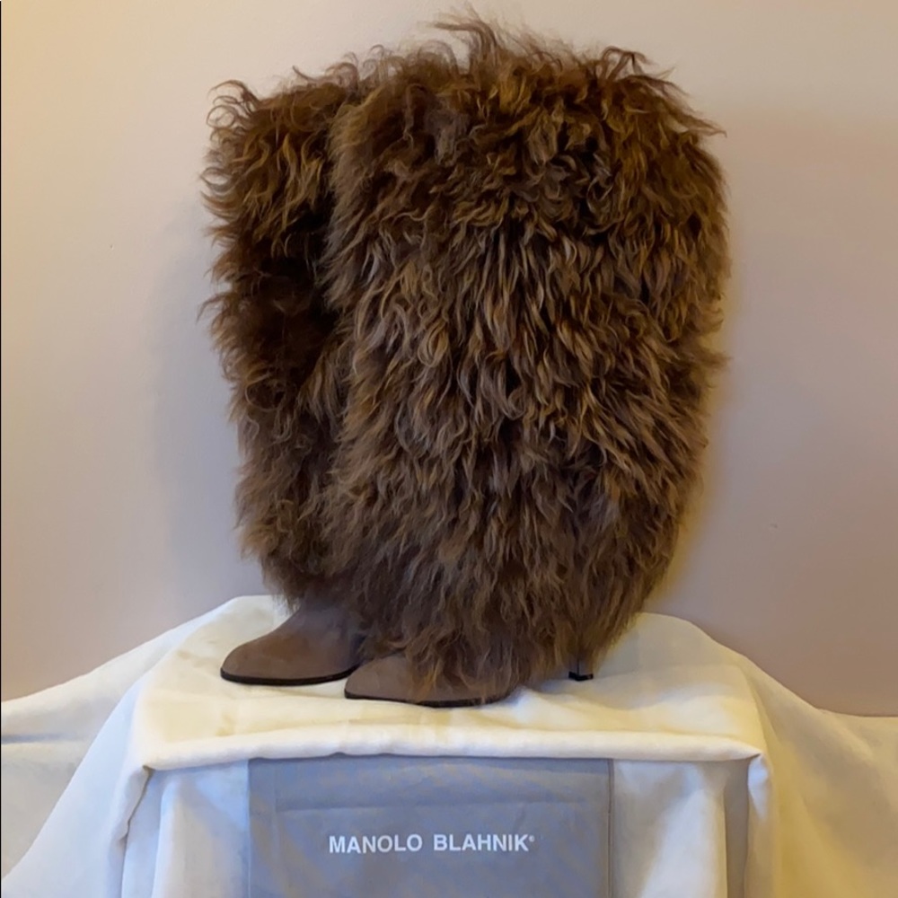 ⭐️Manolo Blahnik boots